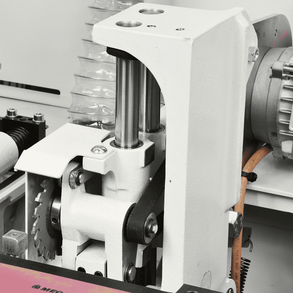 Precision cutting and intuitive error-free machining with control panel positioned on the front of the machine