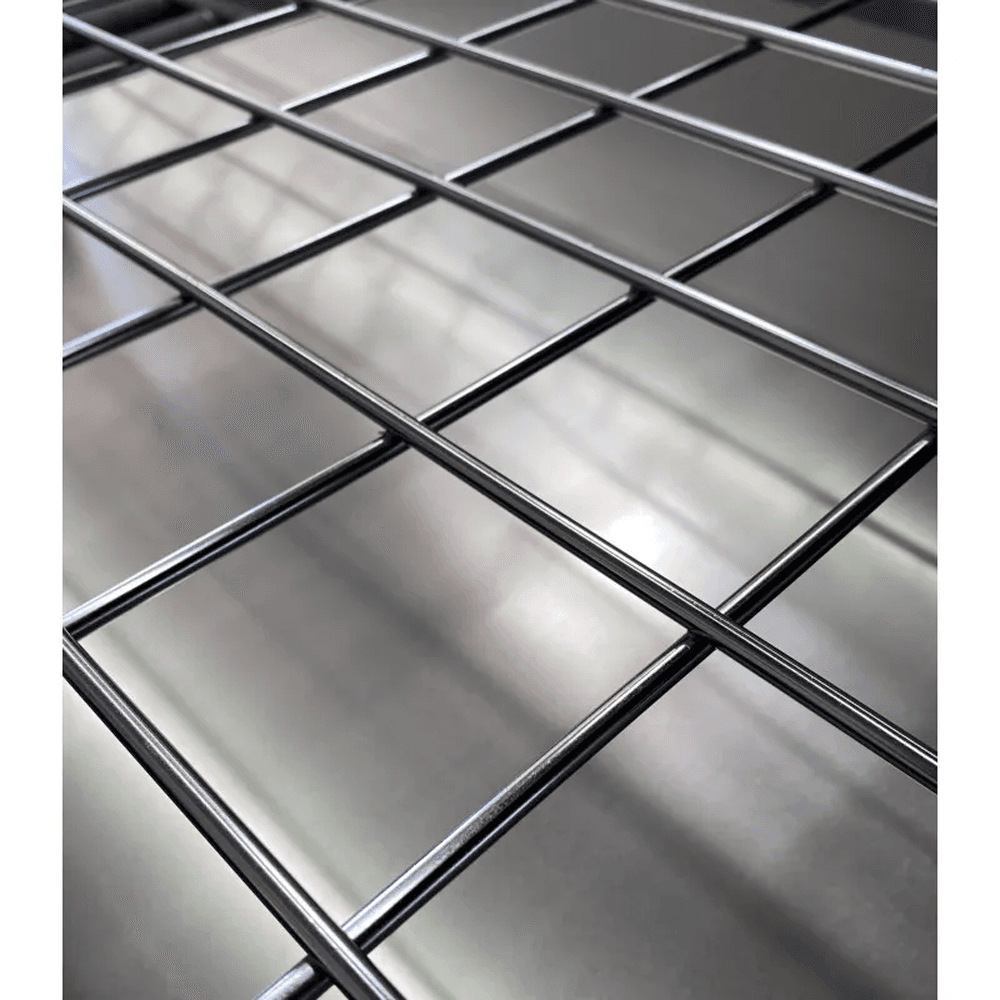 Schultz Full Sheet Solid Surface Oven - Grates View