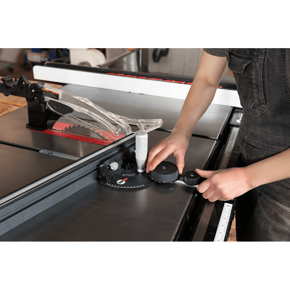 SawStop Revolution Miter Gauge Alt 2 - Image