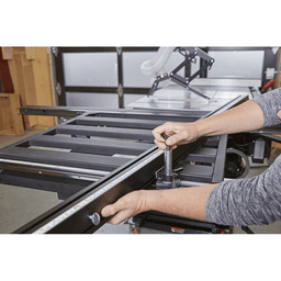 SawStop Large Sliding Table TSA-SA70 Compatible with Most ICS, PCS Saws - Alt Image 3