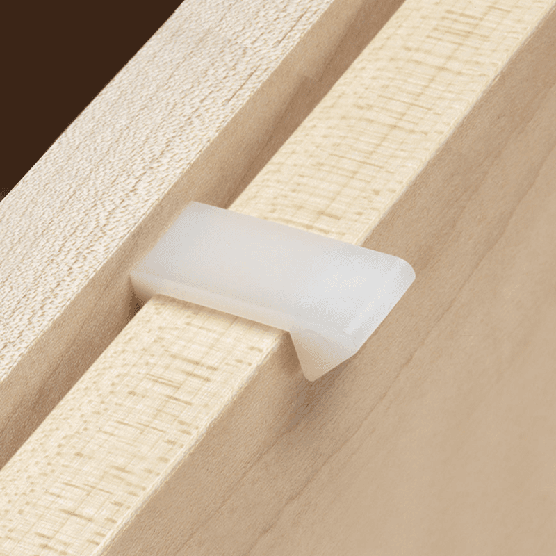 9/32" Overlap Door/Drawer Shipping Clip 2500/Box - Alt Image 1