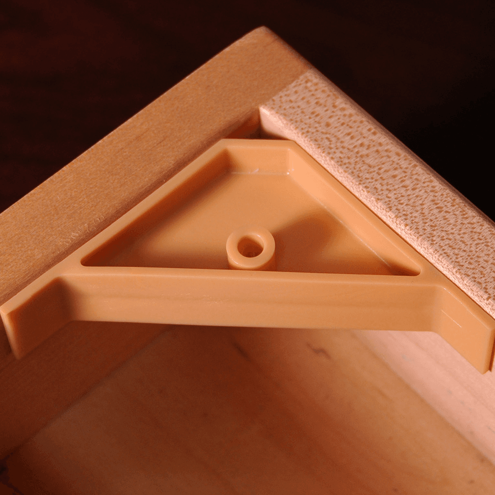 2-5/8" x 2-5/8" Corner Brace with Boss and Lip/No Tabs, Beige - Alt Image 1