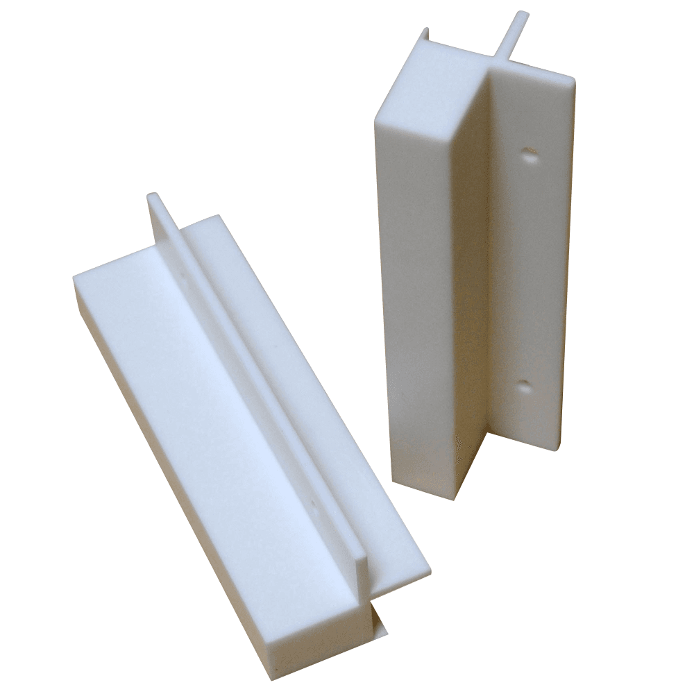 Tenn-Tex 4" Overlay Toe Kick in White Finish for 1/2" Material