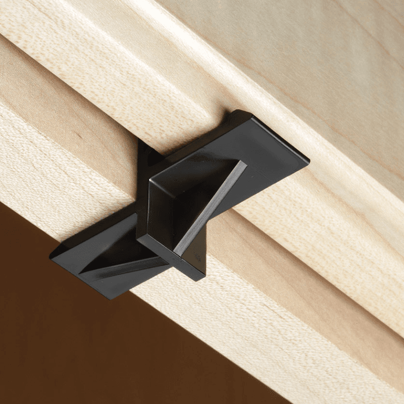 1/16" Overlap Door Support/Shipping Clip, Black 2500/Box - Alt Image 1