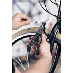 Limited Edition Multi-Tool with Case Alt 13 - Image