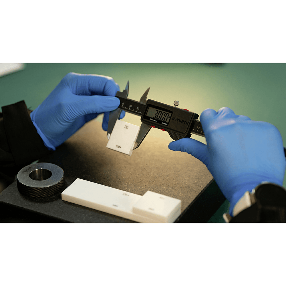 150mm Limited Edition Digital Caliper Alt 11 - Image