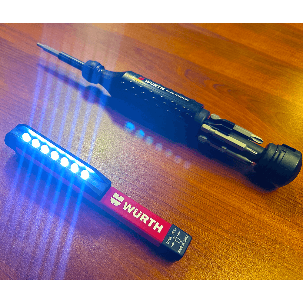 Multi-Bit Screwdriver/LED Light Kit Alt 2 - Image