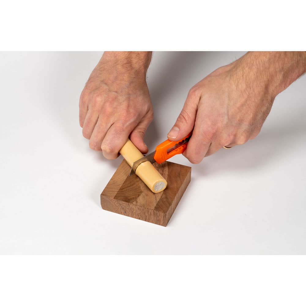 WoodFil® Epoxy 2 Part Hand -Mixable Epoxy Putty Sticks, White  - Detail 2