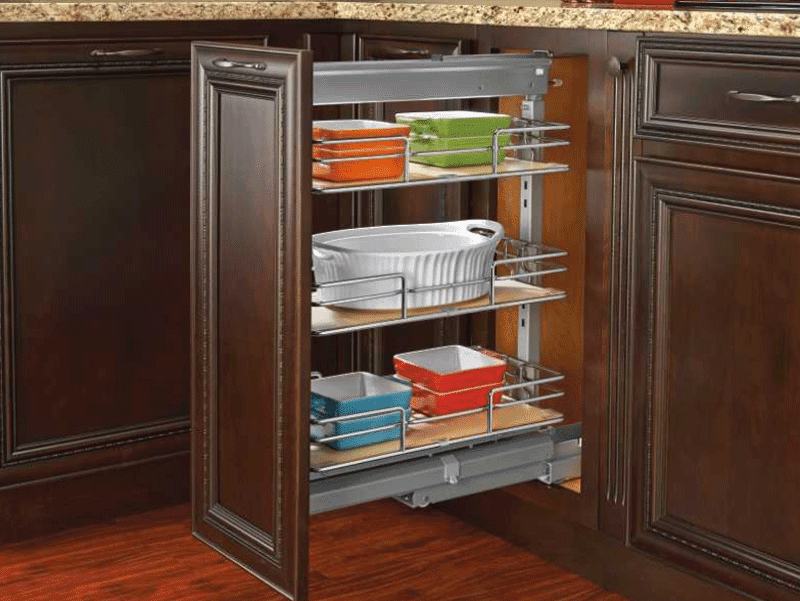 8-5/8" x 26-3/4" 3-Shelf Pullout Pantry, Maple