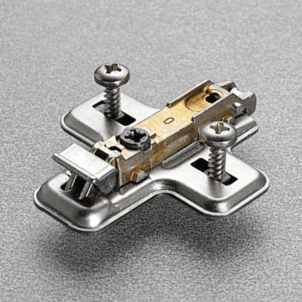 Clip-On Cam Adjustable Wing Mounting Plate, Nickel-Plated, Pre-Mounted Euro Screws, 0mm