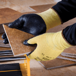 Ansell HyFlexÂ® Foam Nitrile Palm Coated KevlarÂ® Gloves, Medium