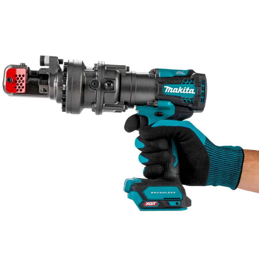 Makita GCS01ZK Feature Shot egonomics