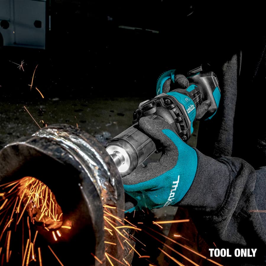 Makita GDG02Z Action Shot 6