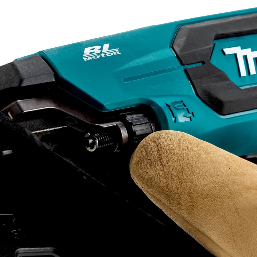 Makita XNB08Z Feature Shot (depth adjustment)