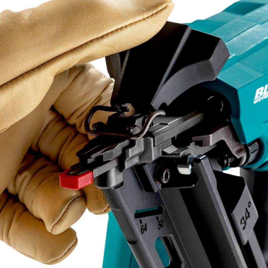 Makita XNB08Z Feature Shot (tool free jam release)