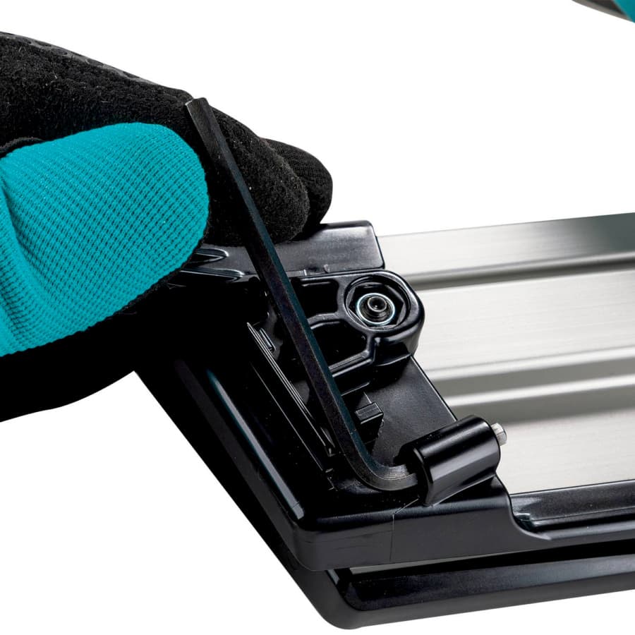 Makita GNB01Z Feature Shot (allen tool holder)