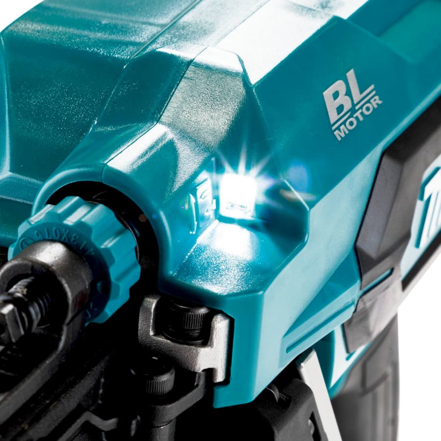Makita GNB01Z Feature Shot (work light)