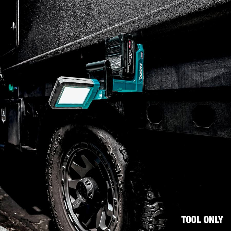 Makita ML013 Action