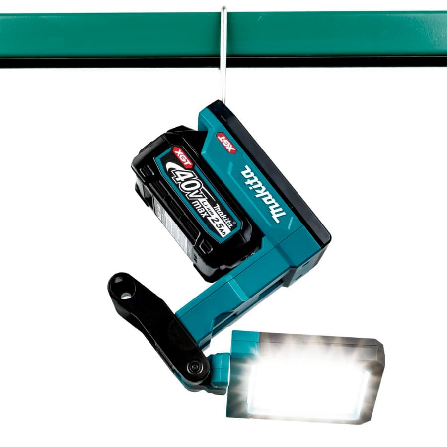 Makita ML013 (hanging light)