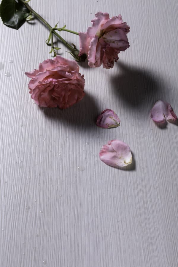 SALT High Pressure Laminate, GS98R Panna, Vetta Finish, lifestyle 1