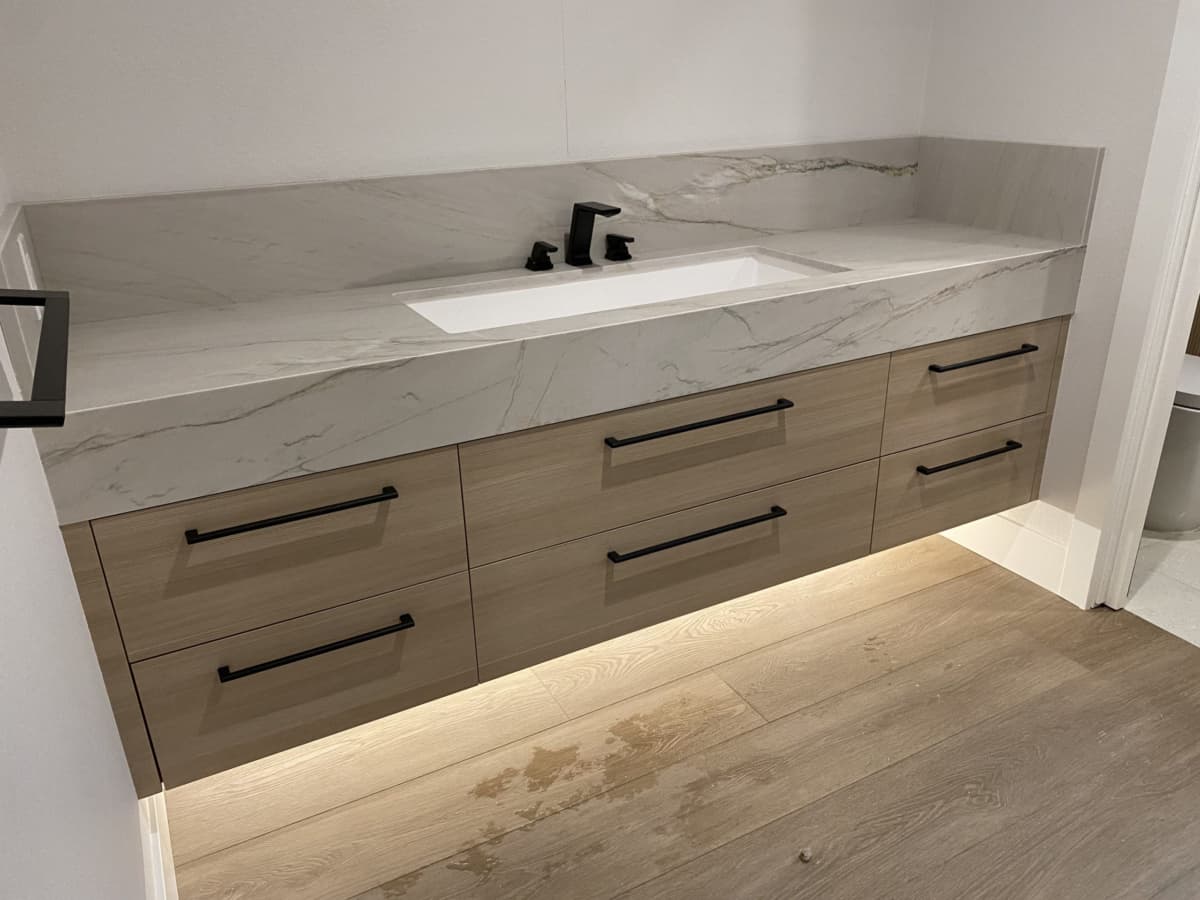SALT High Pressure Laminate, GSDS8 Rialto Hemlock, Flash Finish, lifestyle 3