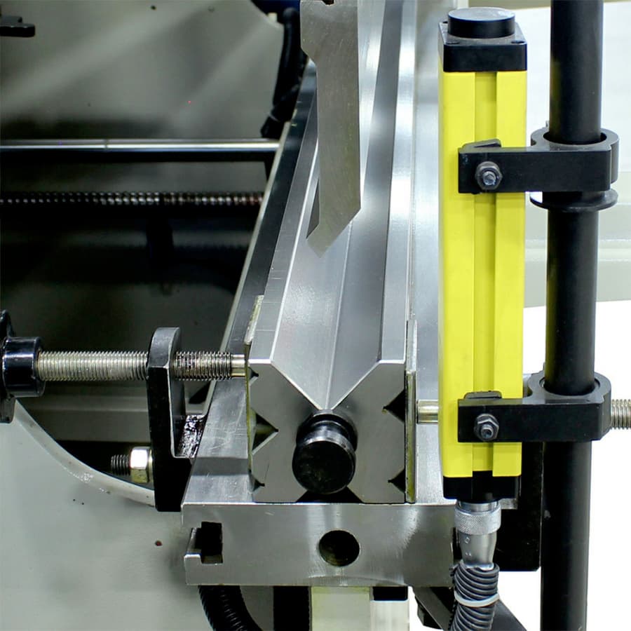 BA9-1020680, detail 18