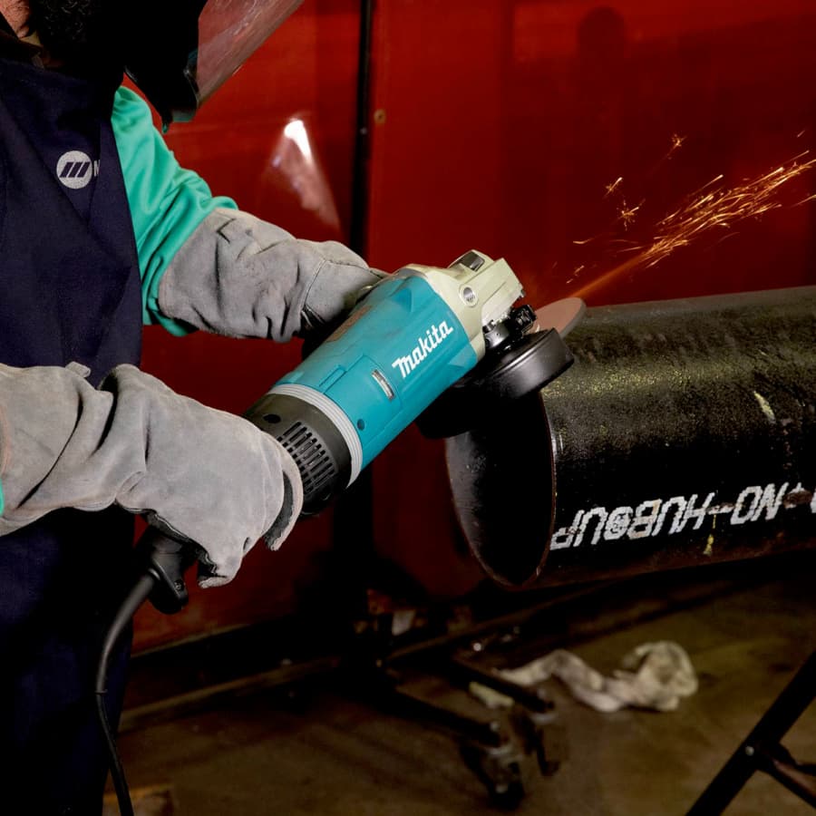 Makita 7" Angle Grinder Corded 15 Amp, 8500 rpm - GA7080, detail 1