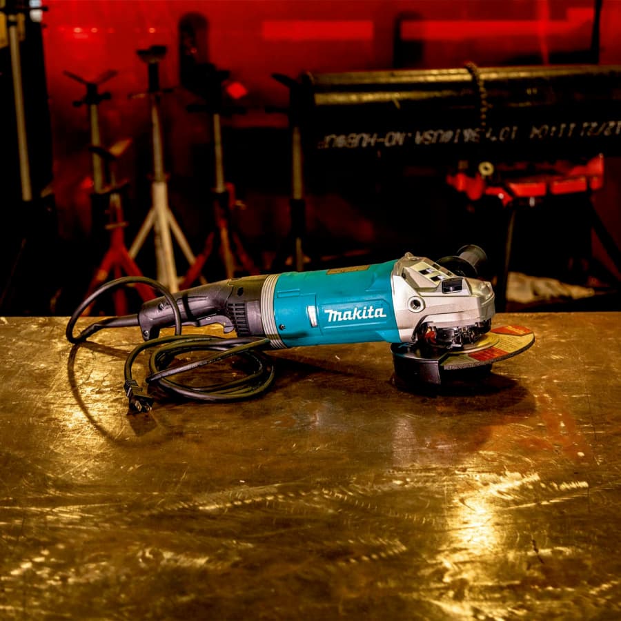 Makita 7" Angle Grinder Corded 15 Amp, 8500 rpm - GA7080, detail 3