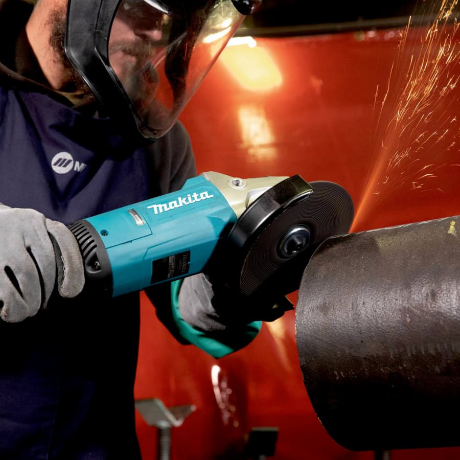 Makita 7" Angle Grinder Corded 15 Amp, 8500 rpm - GA7081, detail 3