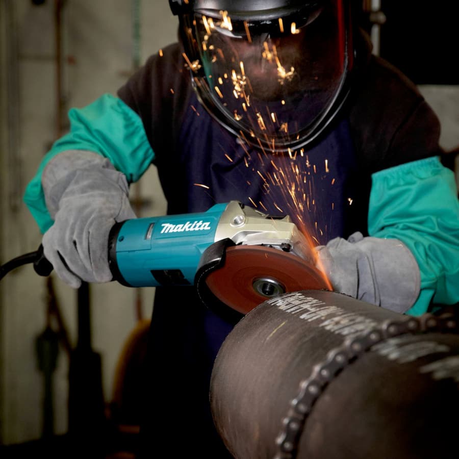Makita 7" Angle Grinder Corded 15 Amp, 8500 rpm - GA7082, detail 4