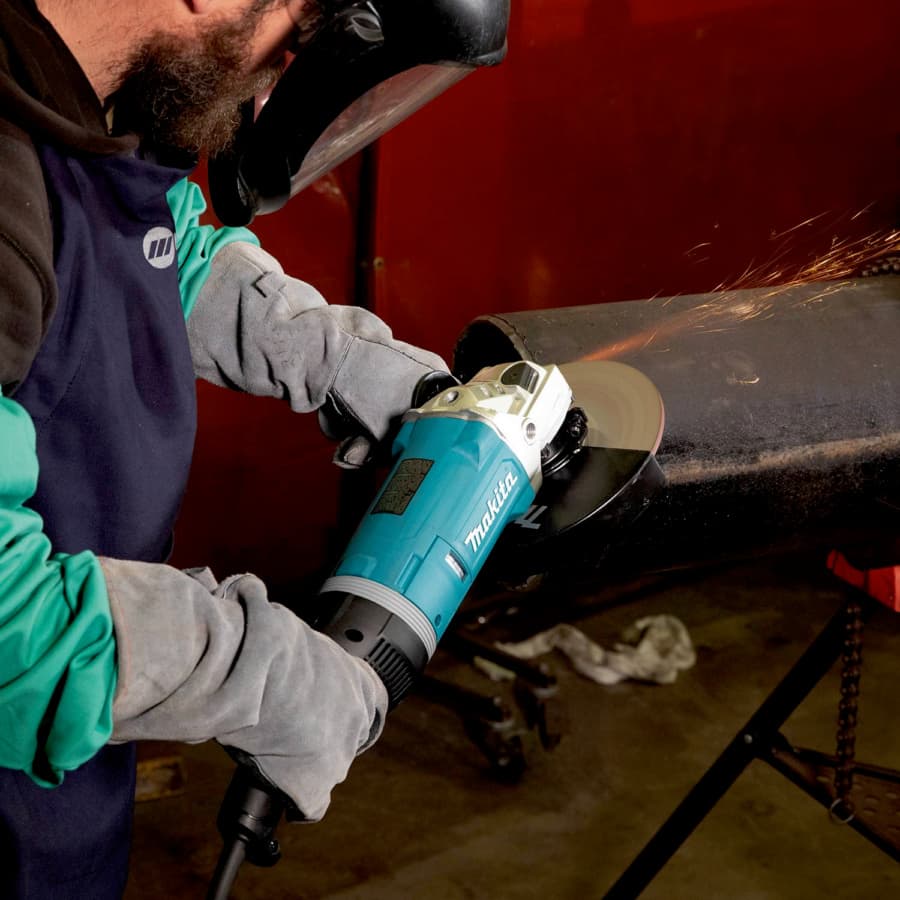Makita 9" Angle Grinder Corded 15 Amp, 6600 rpm - GA9080, detail 1