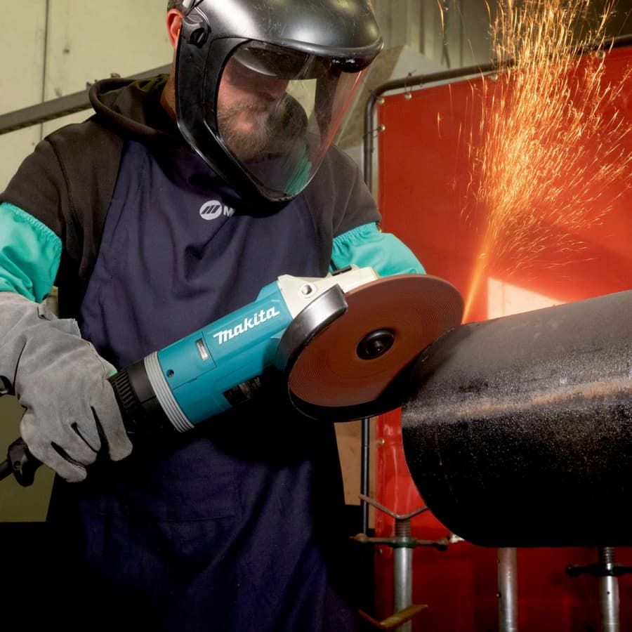 Makita 9" Angle Grinder Corded 15 Amp, 6600 rpm - GA9080, detail 2