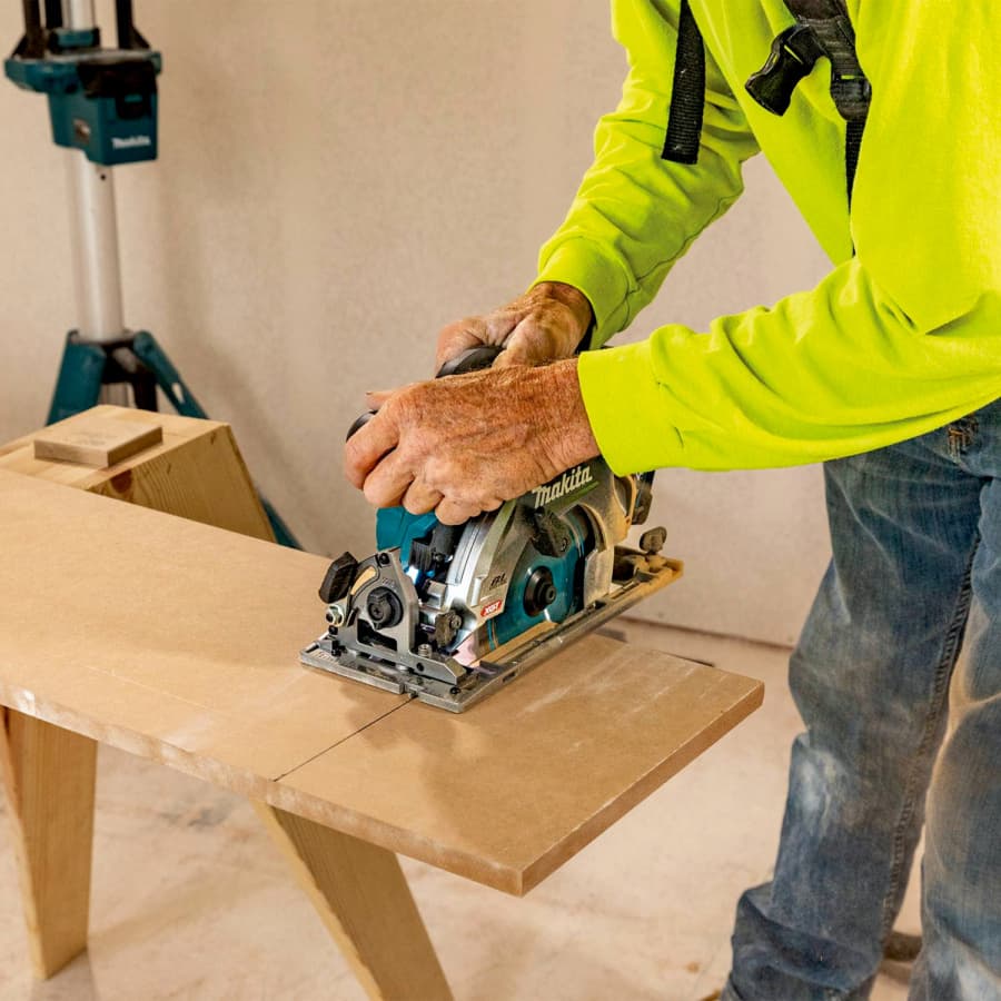 Makita 6-1/2" Circular Saw 5/8" Arbor with 40V max XGT® Lithium-Ion Cordless Brushless Motor, Bare Tool, Top handle, GSH05Z, detail 7