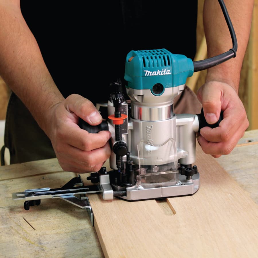 Makita Router, Compact Kit 6.5A 1.25hp Corded Motor Variable Speed, - RT0701CX3, detail 7