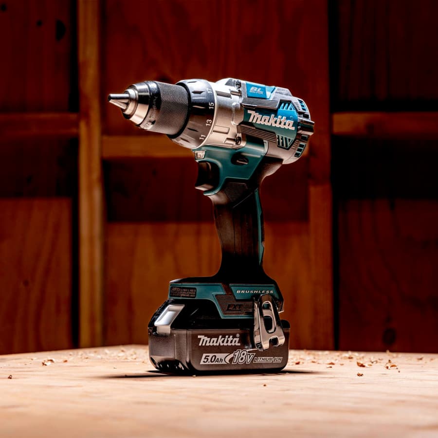 Makita Drill/Driver 1/2" Keyless Chuck 18V LXT® Lithium-Ion Cordless Brushless Motor, 970 lbf.in of Torque, 5.0 Ah Battery Included - XFD16T, detail 1