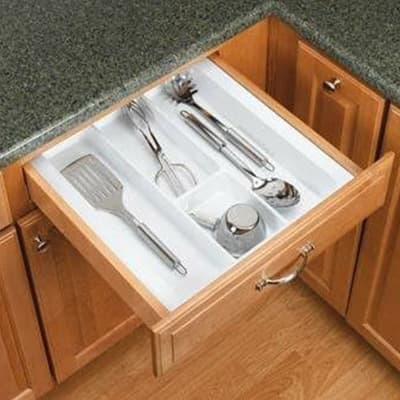 UT-18W-10, detail 4
