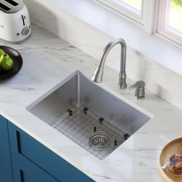 Karran Hillwood ADA Single Handle Pull-Down Kitchen Faucet, Stainless Steel, KKF260SS, detail 3