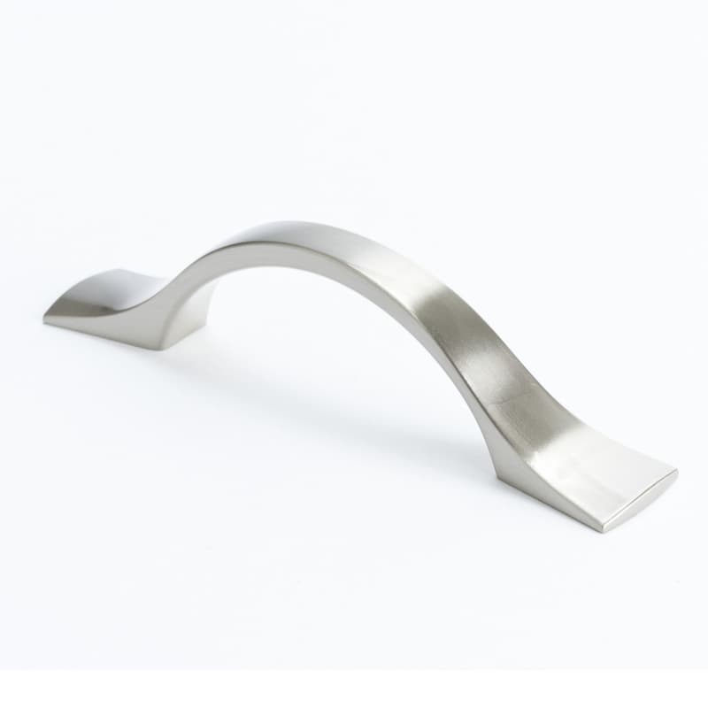 3" Echo Arch Pull, Brushed Nickel