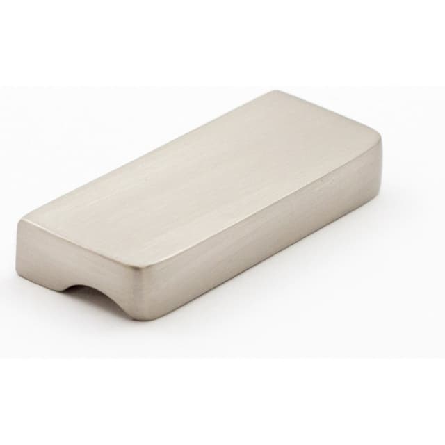 32mm Artisan Finger Pull, Brushed Satin Nickel