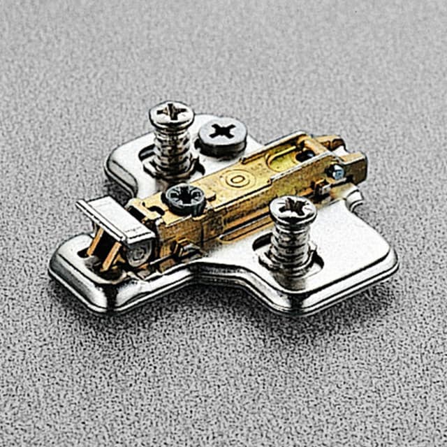 Salice Domi, Wing Mounting Plate, Snap-On, 2-Cam Adjusment, With Pre-Mounted Euro Screws, BARGLxx