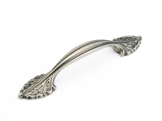 3-3/4" Corinthian Cabinet Pull, Corinthian Silver