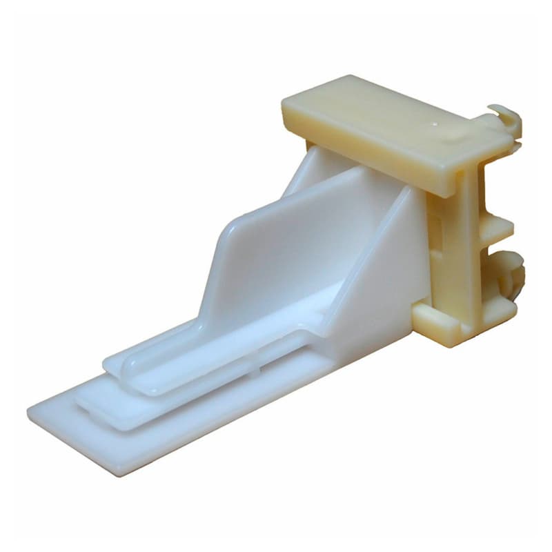 C-542-01 56mm - 60mm Right Adjustable Undermount Bracket, 10mm, Dowelled (400/Box)