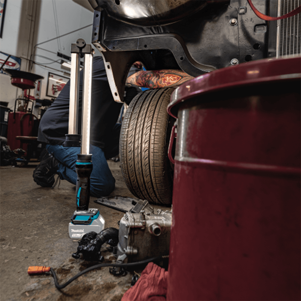 18V LXT Lithium‑Ion L.E.D. Underhood Work Light, Light Only Alt 5 - Image