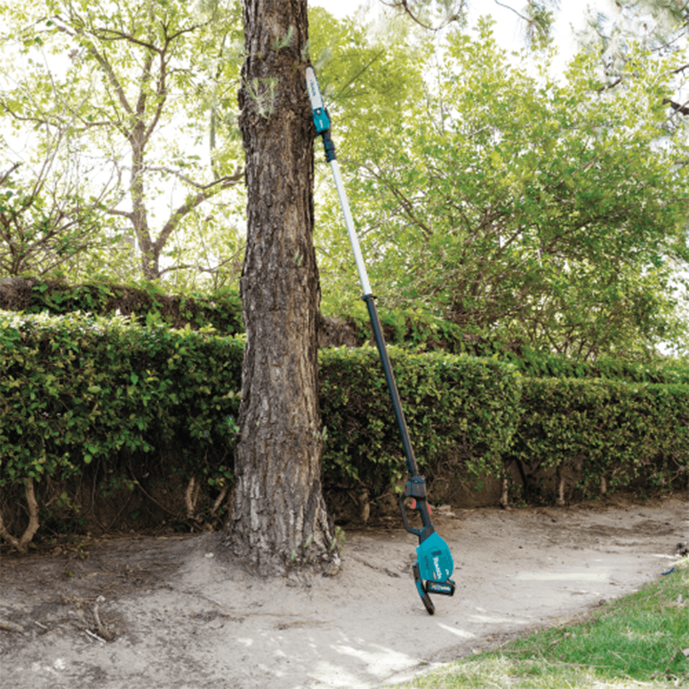 40V Max XGT Brushless Cordless 10" Telescoping Pole Saw Kit (5.0Ah) Alt 14 - Image