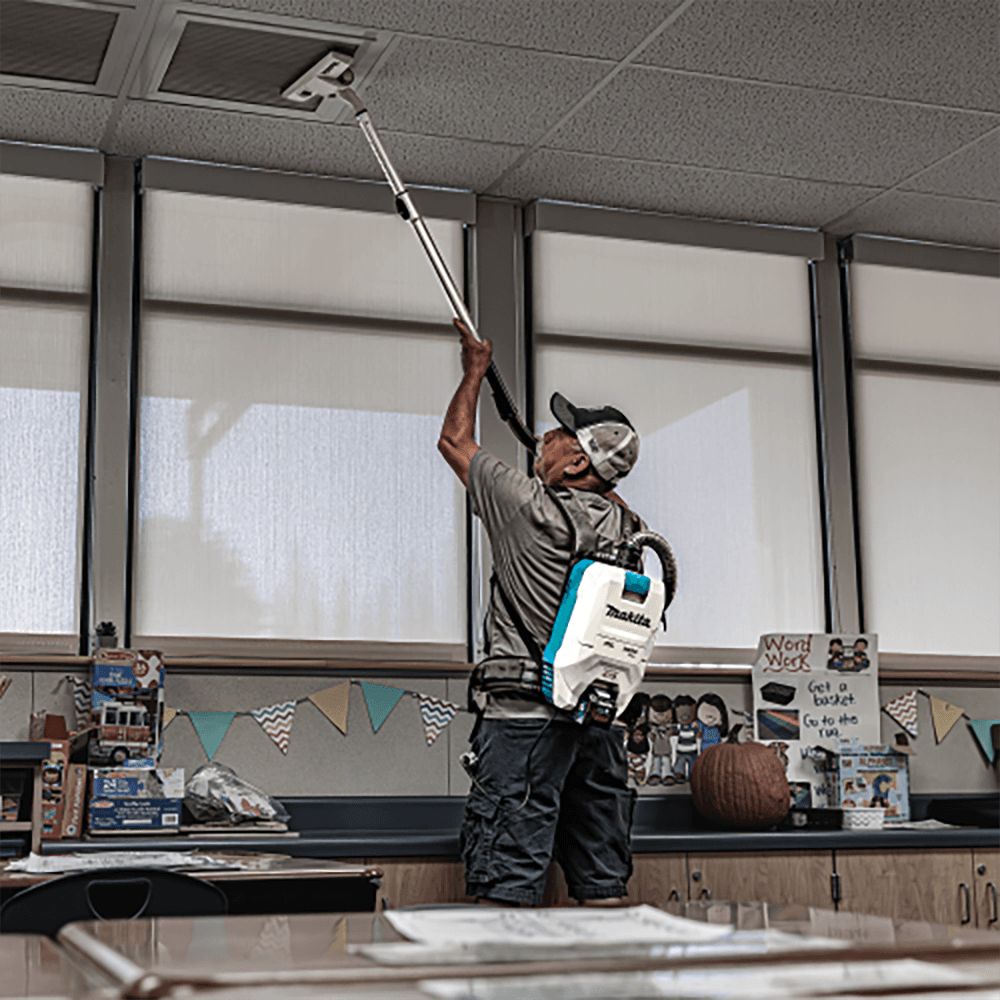 40V Max XGT Brushless Cordless 2 Quart HEPA Filter Dry Backpack Vacuum Kit Alt 13 - Image