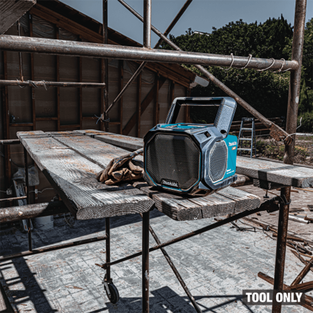 40V Max XGT/18V LXT Lithium‑Ion Cordless/Corded Bluetooth Job Site Speaker, Tool Only Alt 2 - Image