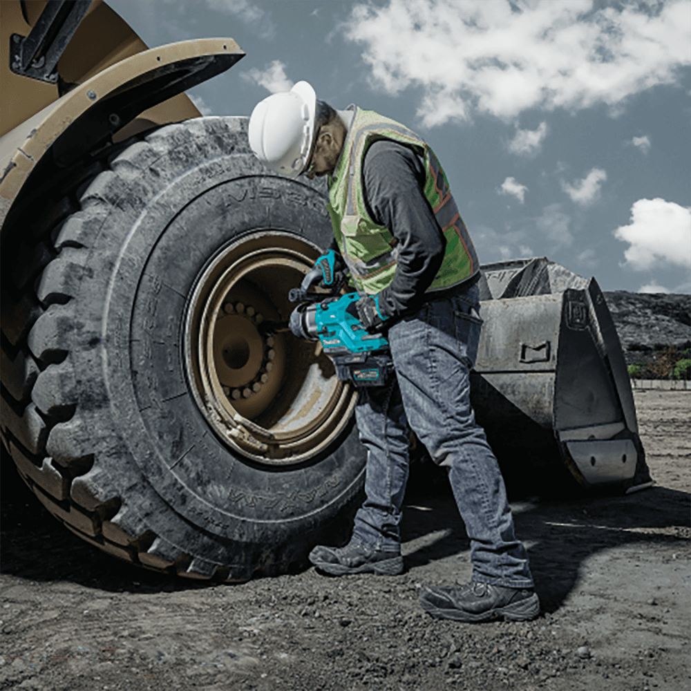 40V Max XGT Brushless Cordless D‑Handle Extended Anvil Impact Wrench kit with Friction Ring (5.0Ah) Alt 15 - Image