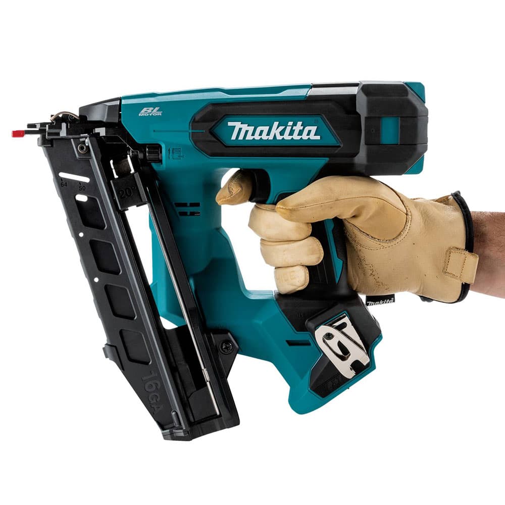 Makita XNB06Z Feature Shot (ergonomics)