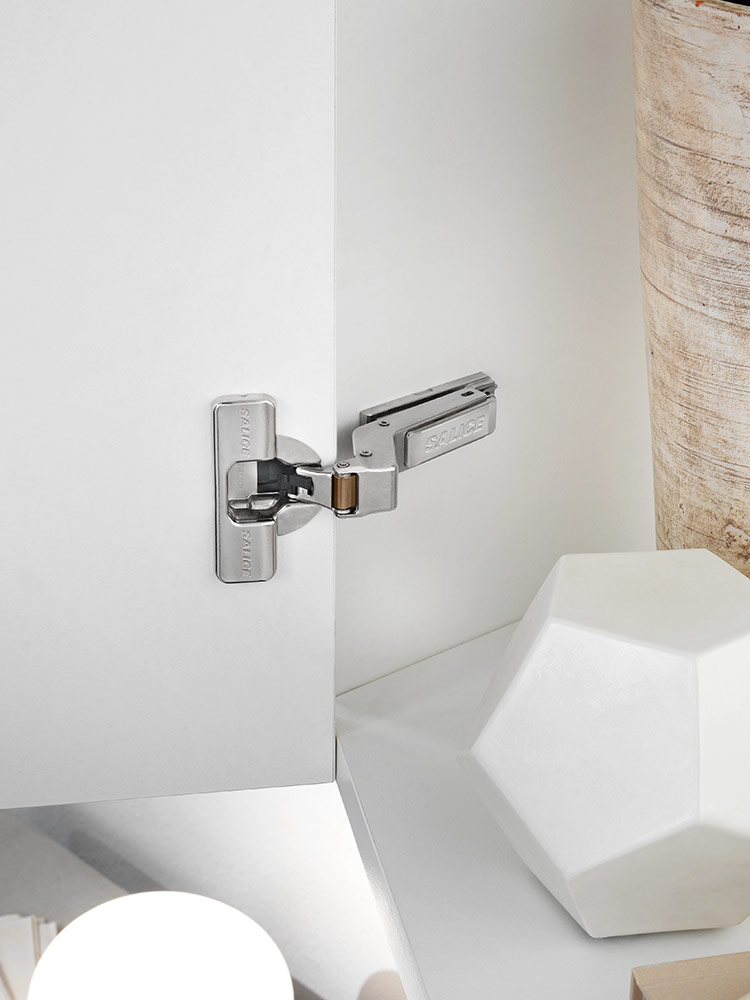 Series 200 94° Opening Thick Door Hinge, 45mm Bore Pattern, Silentia+ Soft-Closing, Full Overlay, Nickel-Plated, Dowelled