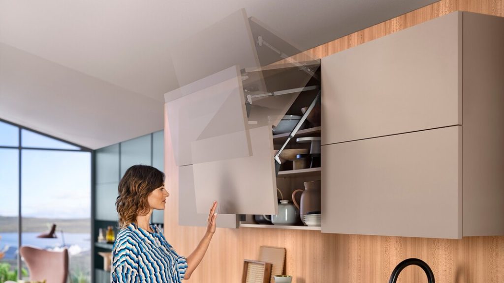 blum-AVENTOS-install - Wurth Louis and Company